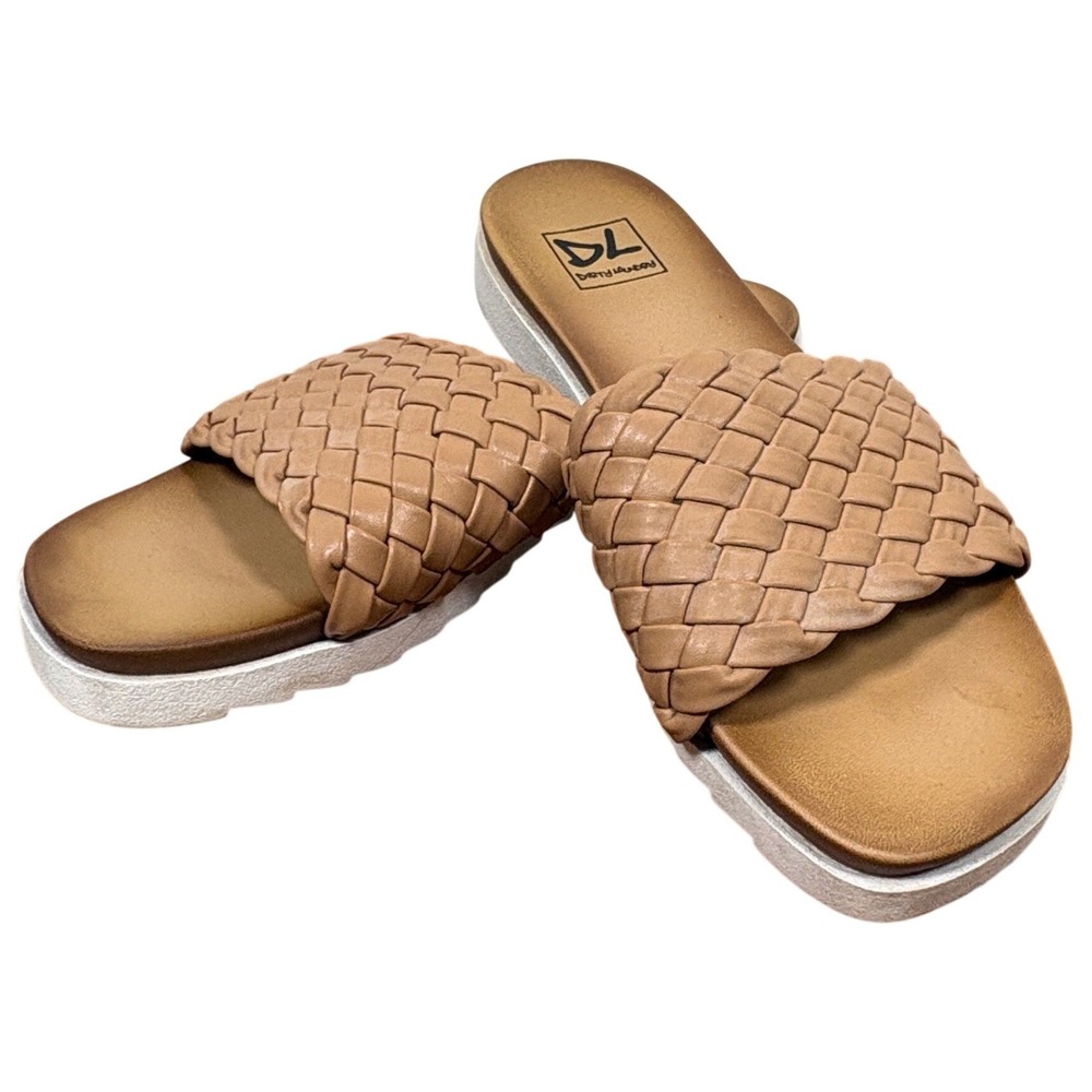 Dirty Laundry Women Tan Woven Platform Slide Sandals Chunky White Sole